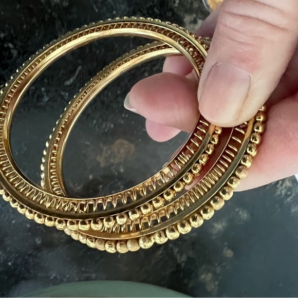 Gold Bangles x 2 - Picture 6 of 7